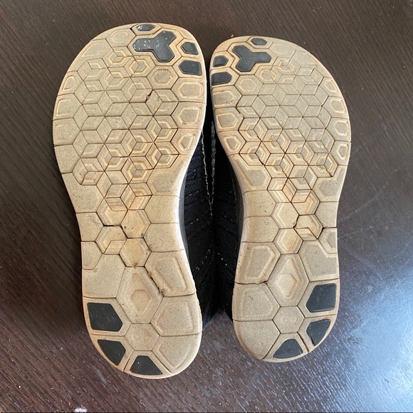 Nike Flyknit Sneakers- 8.5 - Picture 6 of 6